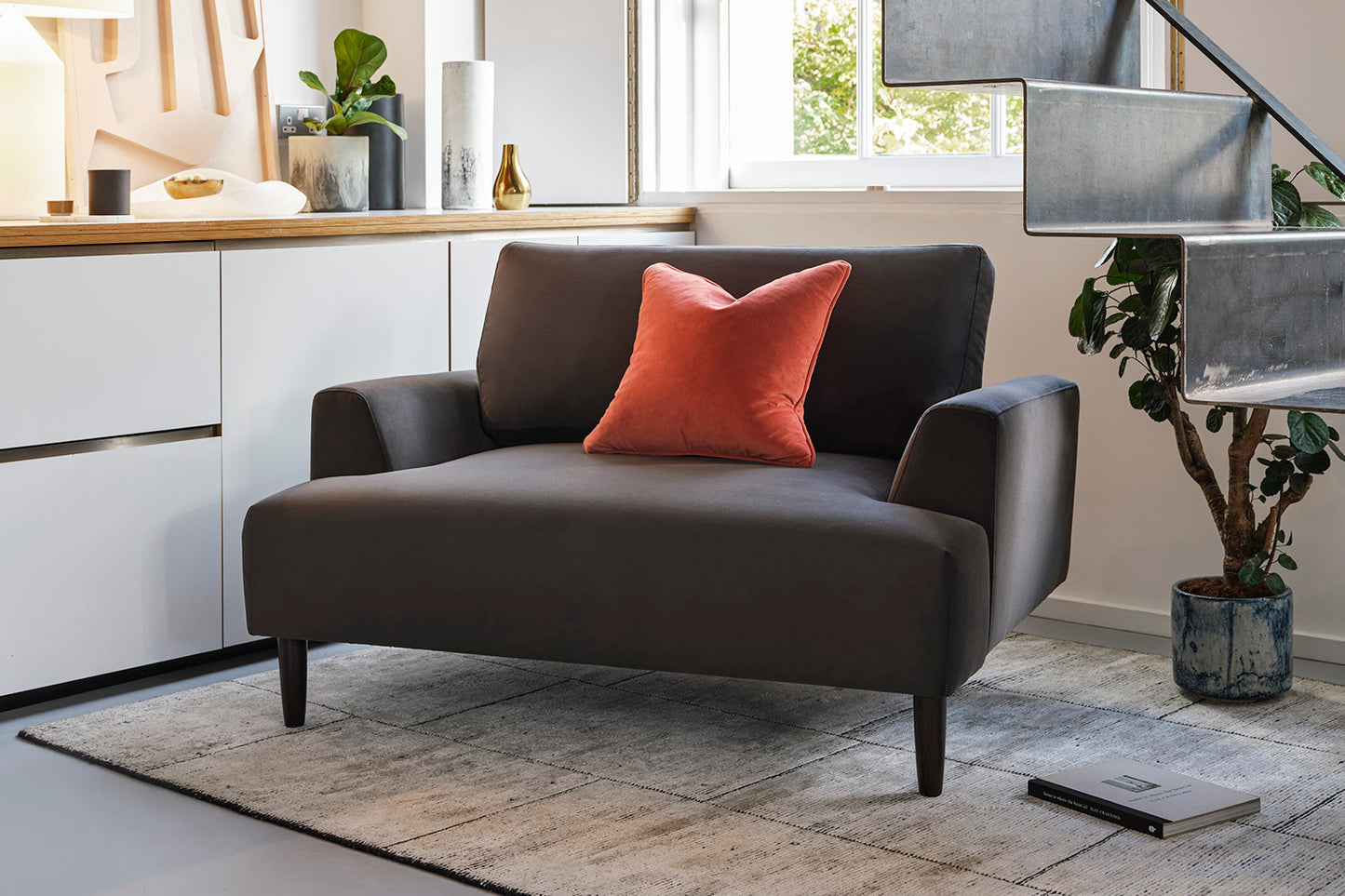 Model 05 Loveseat Velvet